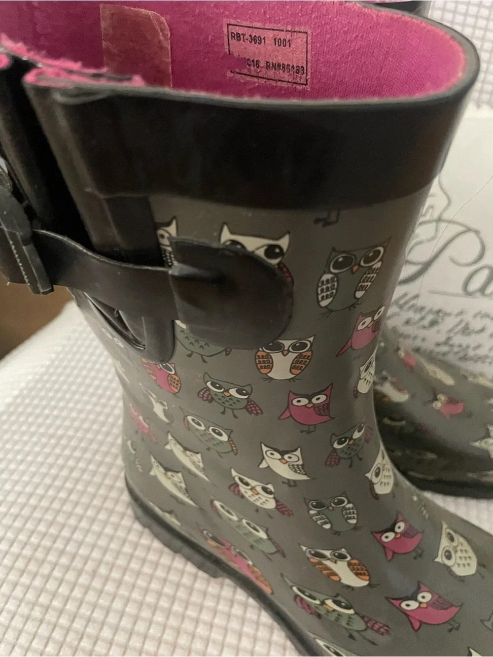 Gray and pink Owl Print Rain Boots with Pink Lining rubber pull on size 8